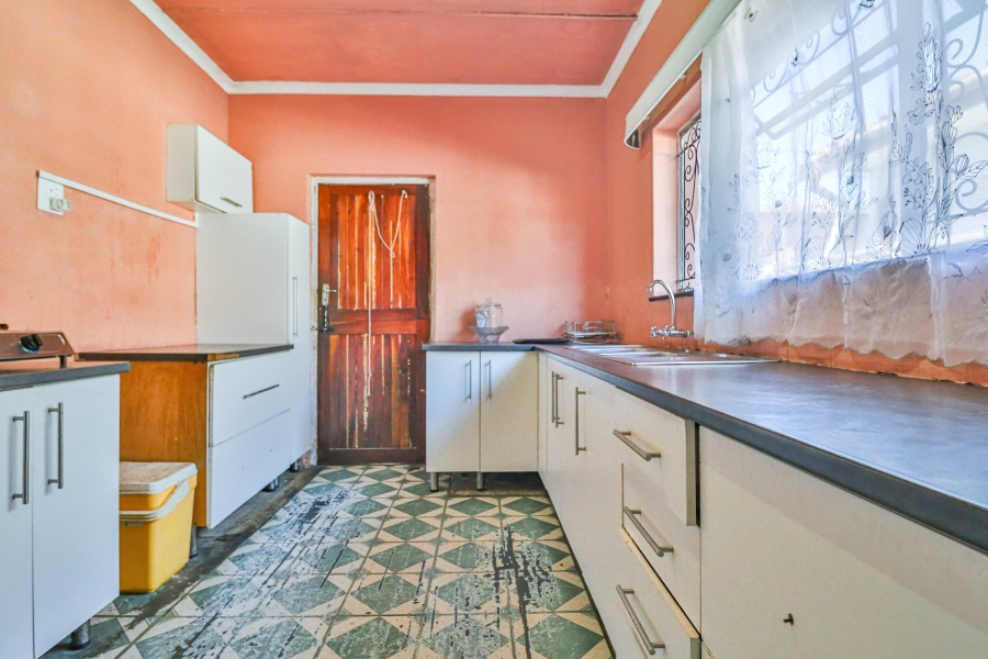 2 Bedroom Property for Sale in Korsten Eastern Cape